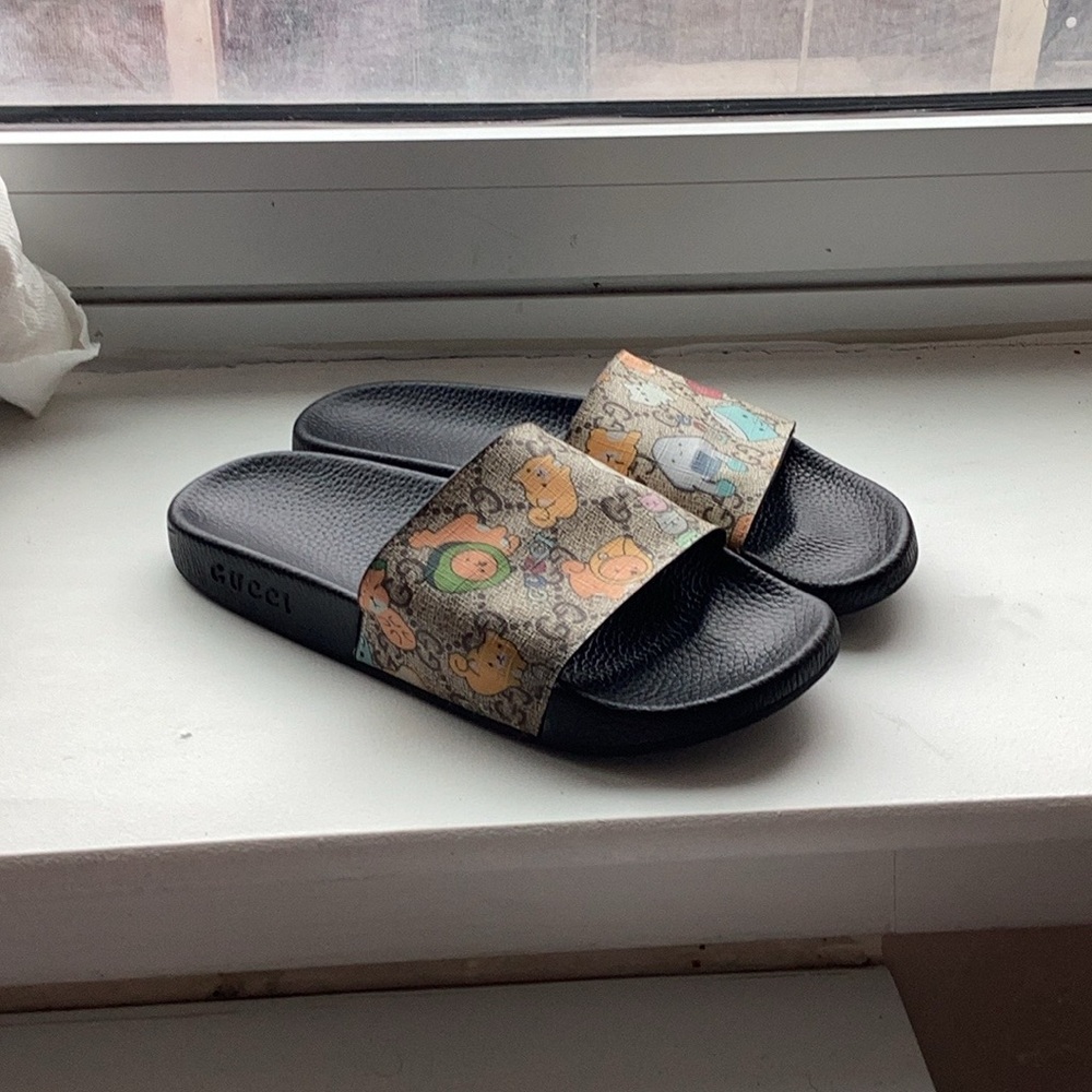 Limited Edition Gucci Kawaii Canvas Slides
